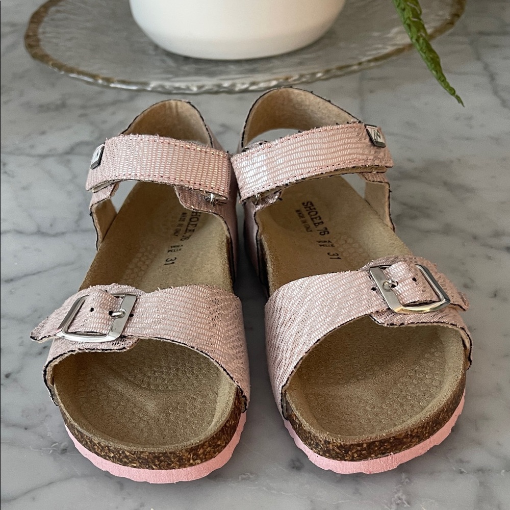 SHO.E.B.76 Girls Made In Italy Pink Buckle Sandals Size 31(13-13,5 US)Retail $79